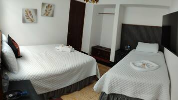 1 habitación, wifi y ropa de cama