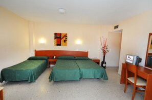 Dundyner, memory foam-senger, skrivebord og skrivebord for bærbar PC