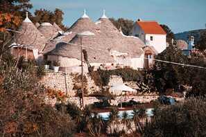 Exterior - Trulli Jaja Resort (Alberobello)