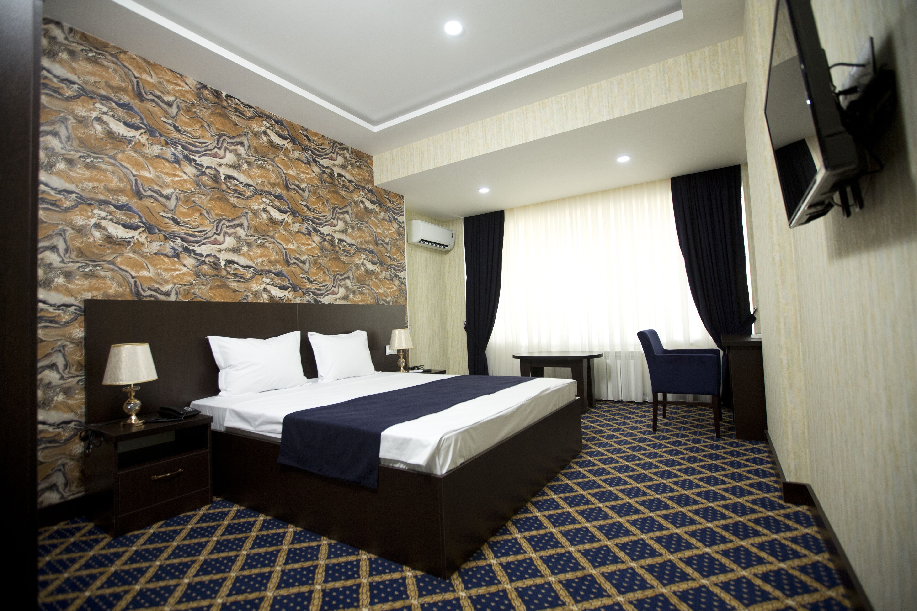 Foto - Kristal Inn Hotel