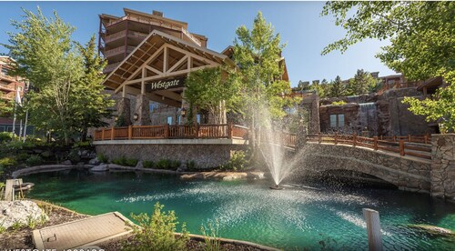 
Luxury Westgate Presidential Suite. Escape to Park City Resort & Spa 