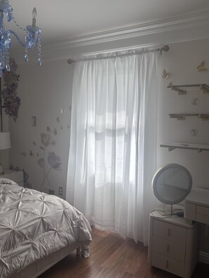 4 chambres, fer et planche Ă repasser, Wi-Fi, draps fournis
