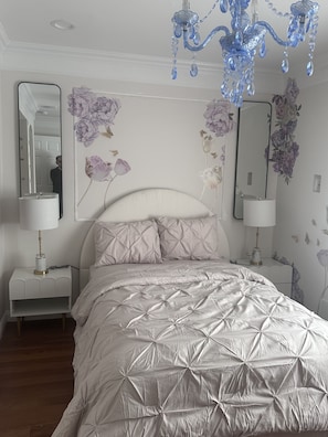 4 slaapkamers, een strijkplank/strijkijzer, wifi, beddengoed