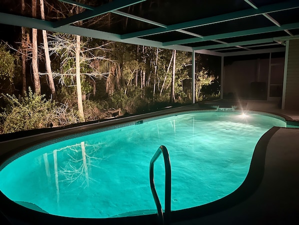 Outdoor pool, a heated pool