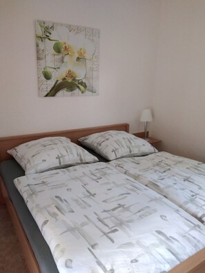 1 Schlafzimmer, kostenloses WLAN, Bettwäsche, Rollstuhlgeeignet