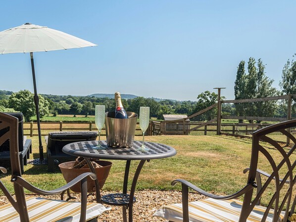 Cottage | Outdoor dining - Piglet Corner (Cullompton)