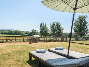 Cottage | Property grounds - Piglet Corner (Cullompton)