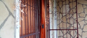 Spacious 2-bed House in Carriacou