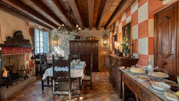 Petit déjeuner continental compris tous les jours