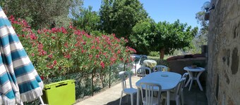 Maison Typique Dans un Village Corse