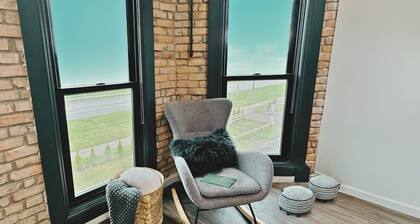 Modern City Studio with Water Views & Historic Charm