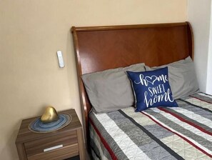 2 habitaciones, tabla de planchar con plancha y wifi gratis 