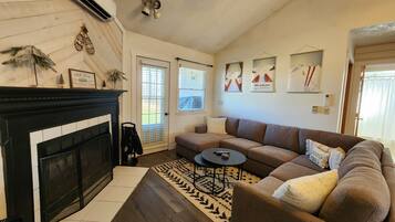 Smart TV, fireplace, video games