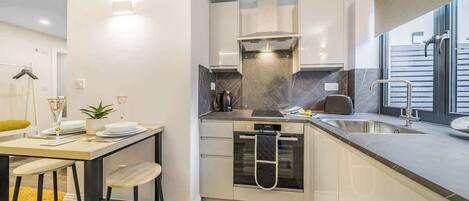 Fridge, microwave, oven, dishwasher