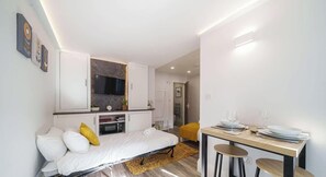 1 soverom, strykejern/-brett, wi-fi og sengetøy