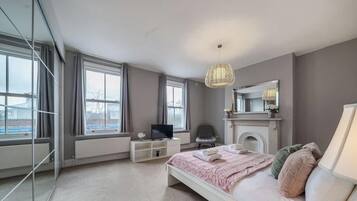 5 chambres, fer et planche Ă repasser, lit parapluie, Wi-Fi