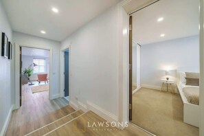 1 soverom, strykejern/-brett, wi-fi og sengetøy