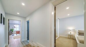 1 chambre, fer et planche à repasser, Wi-Fi, draps fournis