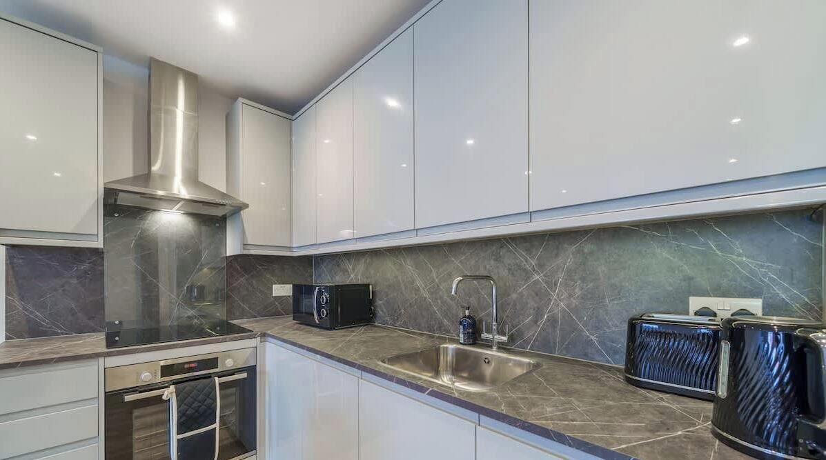 Fridge, microwave, oven, dishwasher