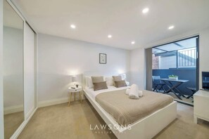 1 Schlafzimmer, Bügeleisen/Bügelbrett, Reisekinderbett, WLAN