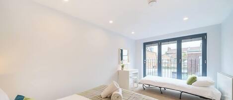 1 quarto, ferros/tábuas de passar roupa, berço de viagem, Wi-Fi