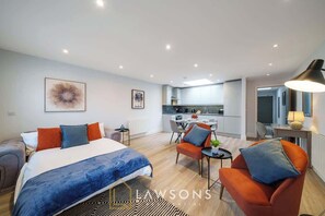 1 makuuhuone, silitysrauta/-lauta, Wi-Fi, vuodevaatteet