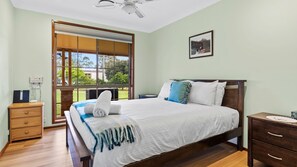 4 chambres, fer et planche à repasser, Wi-Fi gratuit