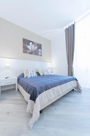 3 habitaciones y ropa de cama