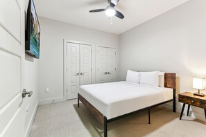 1 chambre, fer et planche à repasser, Wi-Fi, draps fournis