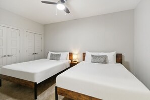 1 bedroom, iron/ironing board, bed sheets - Charming 1BR Condo Steps to NOLA's Attractions (New Orleans)