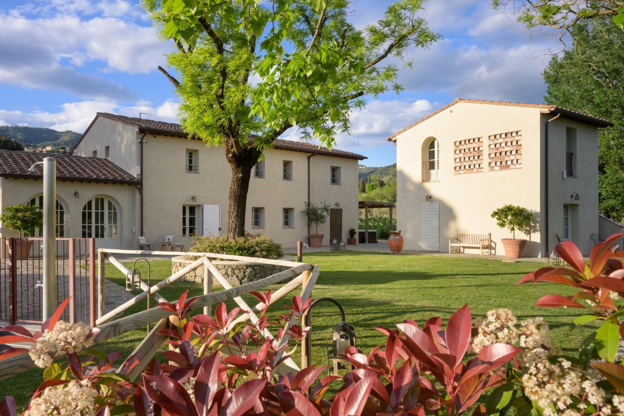 Vila, akses difabel | 6 kamar tidur dan internet