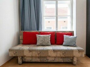 Basic Room | View from room - Big 3BR shared Apt. Perfect location (Vienna)