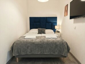 ベーシック ルーム | WiFi (無料)、ベッドシーツ