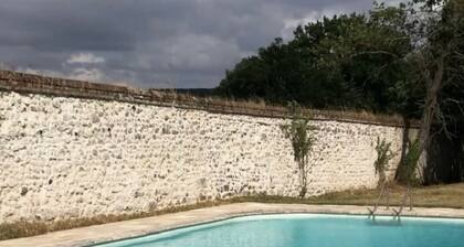 Le Verger - Studio Apartment, Sleeps 15