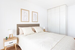 2 bedrooms, free WiFi, bed sheets - Frontline Duplex Las Arenitas with pool (Candelaria)