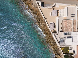 Exterior - Jacuzzi and direct access to the sea, Avola - DiCasaInSIcilia (Avola)