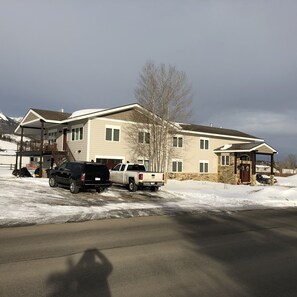 Exterior - House in Silverthorne by recreation center.  Close to all ski hills.   (Silverthorne)