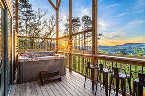 Bañera de hidromasaje exterior