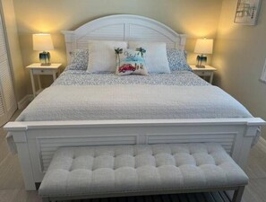 1 bedroom, WiFi, bed sheets - Cozy Serenity and Relaxation on Marco Island (Marco Island)