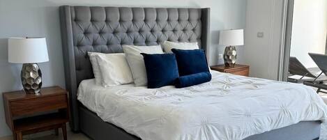 2 bedrooms, iron/ironing board, travel cot, WiFi