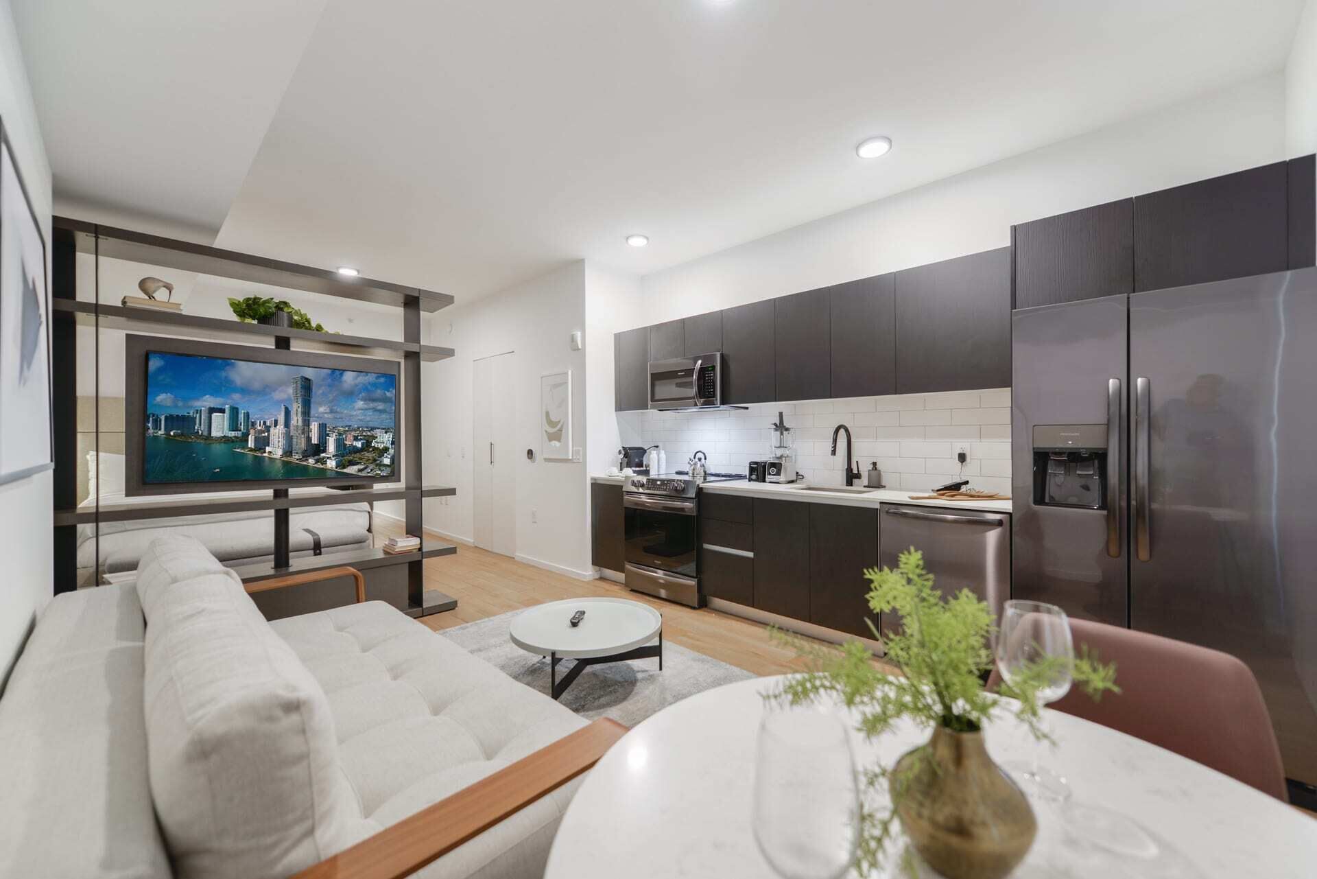 Luxury Studio with Bay View Near to Bayfront Park