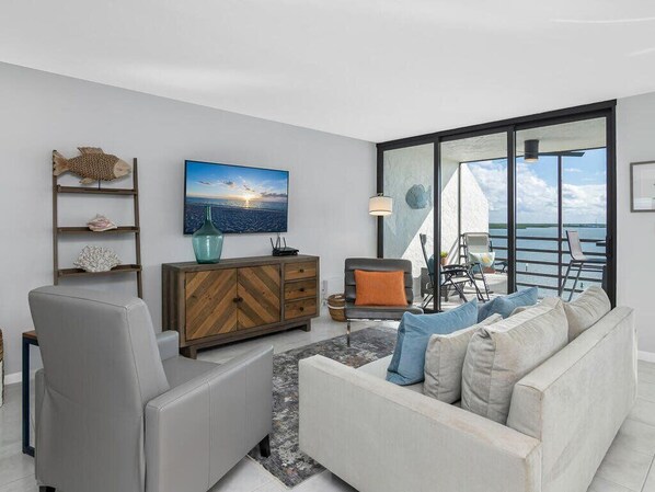 Unclassified image, 1 of 20, button