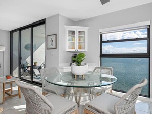 Unclassified image, 5 of 20, button