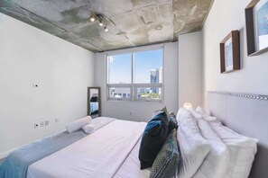 1 camera, ferro/asse da stiro, culla da viaggio, Wi-Fi