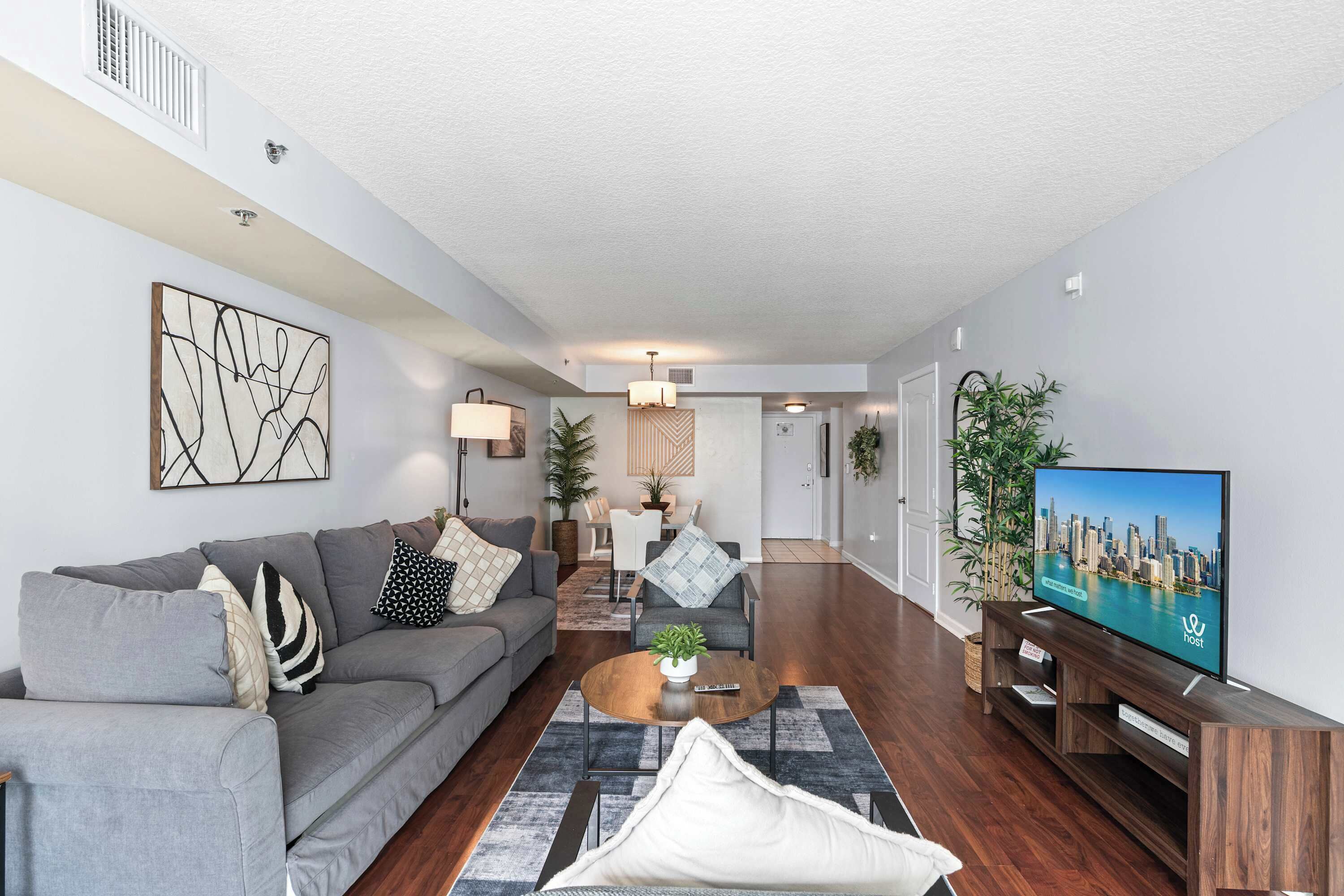 2br Family Condo | Free Parking | Bay View - Key Biscayne, FL