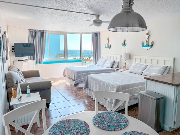 1 chambre, fer et planche à repasser, Wi-Fi gratuit, draps fournis
