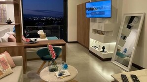 Smart TV, table football, ping pong, books