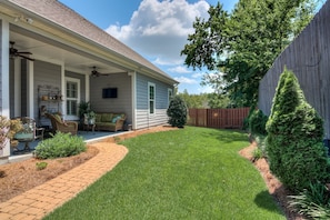 Terrace/patio - WELCOME MASTER'S GUESTS - a short 5 miles from the Augusta National Golf Course (Evans)