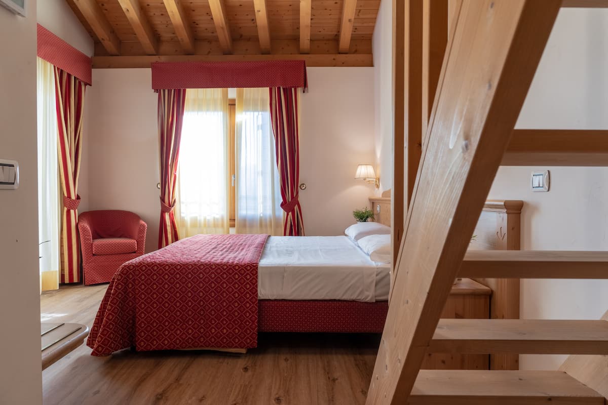 Suite Familiale | Coffres-forts dans les chambres, chambres insonorisées, Wi-Fi gratuit