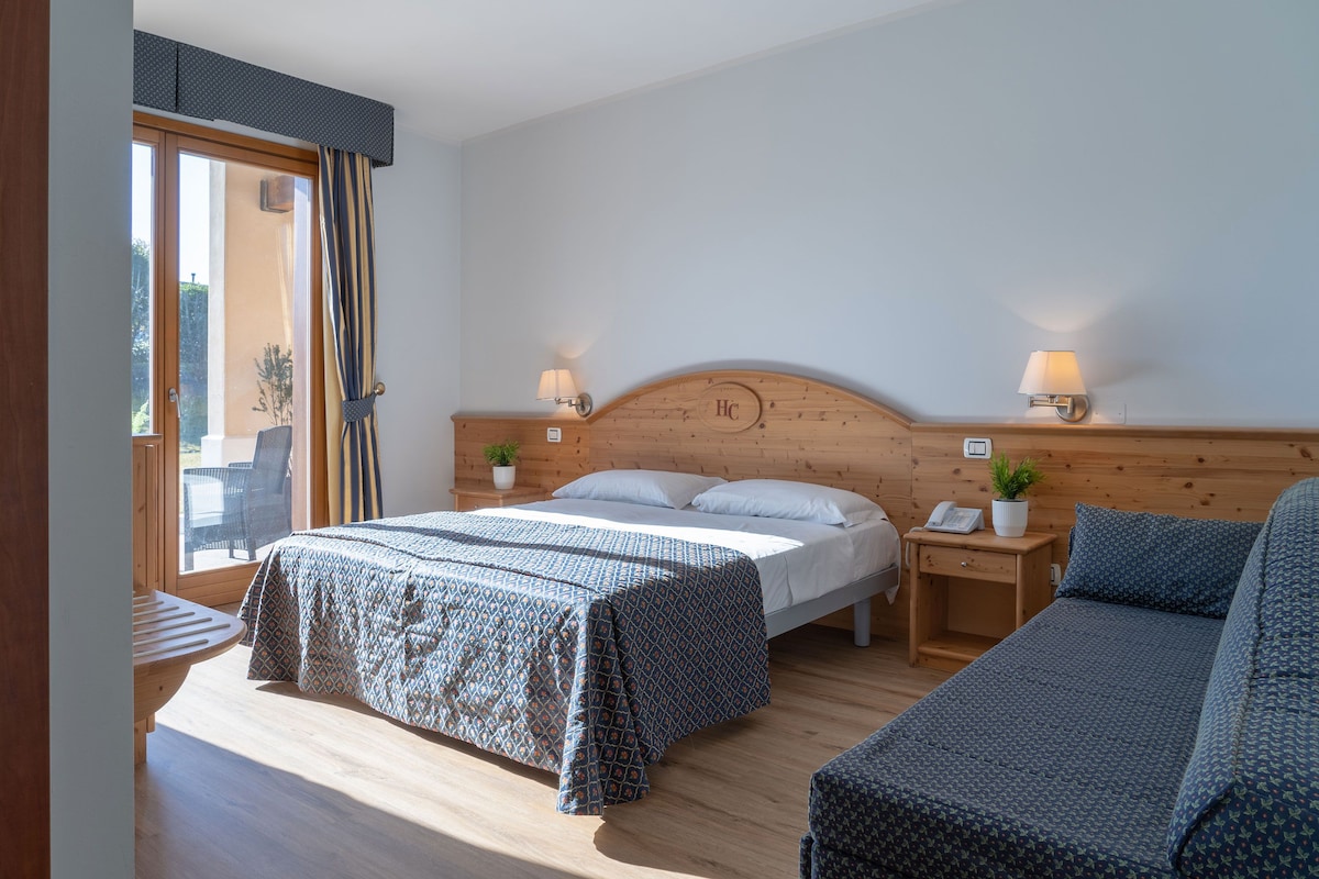 Coffres-forts dans les chambres, chambres insonorisées, Wi-Fi gratuit